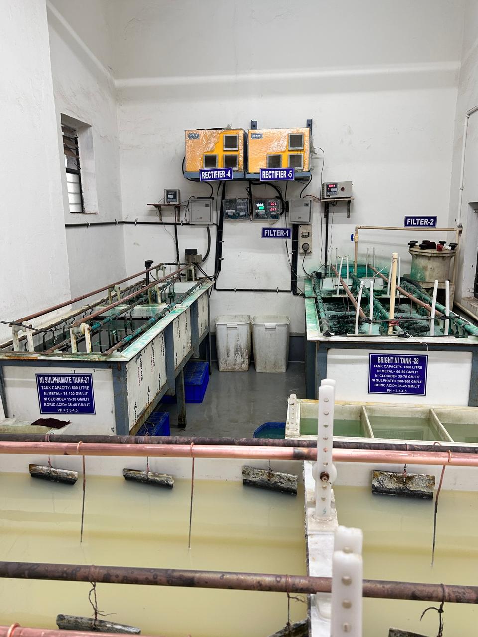 Automatic conveyor system for metal plating